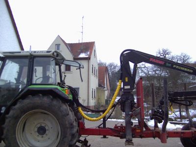 Farmi 8500 mit 3765 Kran